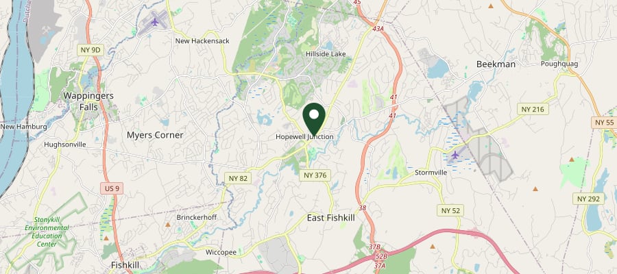 Locator map showing Hopewell Junction, NY, within the GXB Precision Tree Care service area in Dutchess County